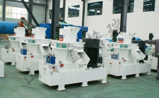 大家好，我是木屑顆粒